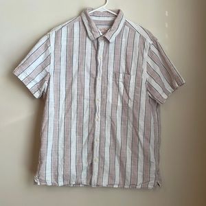 American Eagle Short Sleeve Button-Up Shirt